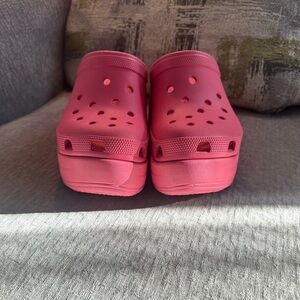 Pink siren croc heels, women size 8